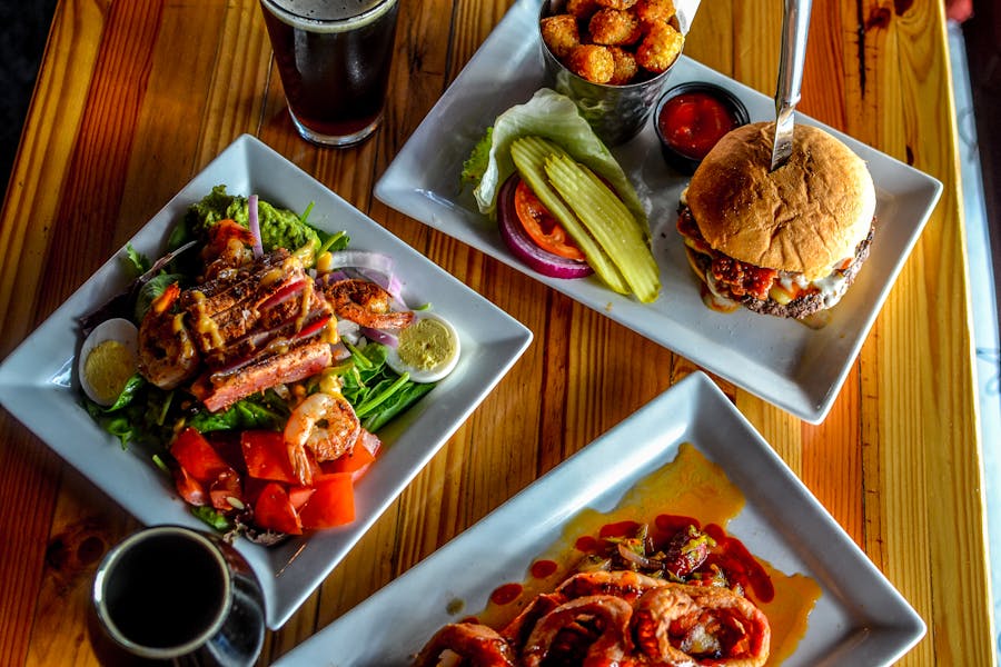 Menus Engine No.9 in St. Petersburg, FL